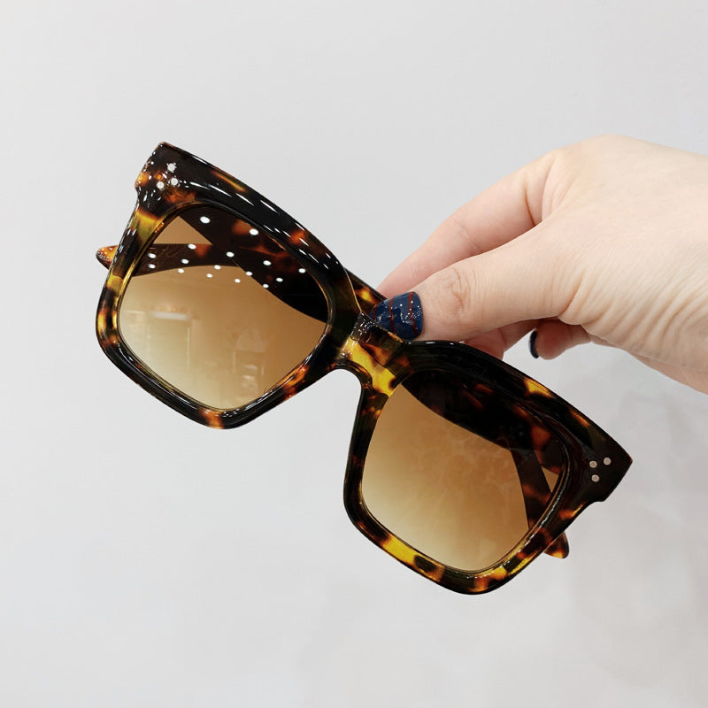 Retro Rivet Sunglasses, Sunglasses, Big Frame All-Match