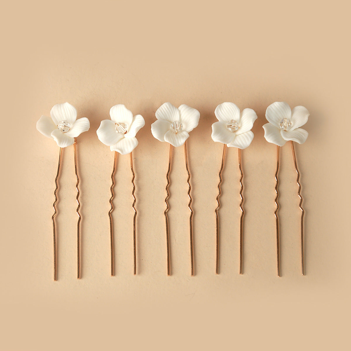 White Ceramic Flower Hair Accessories For Wedding Brides In Europe And America