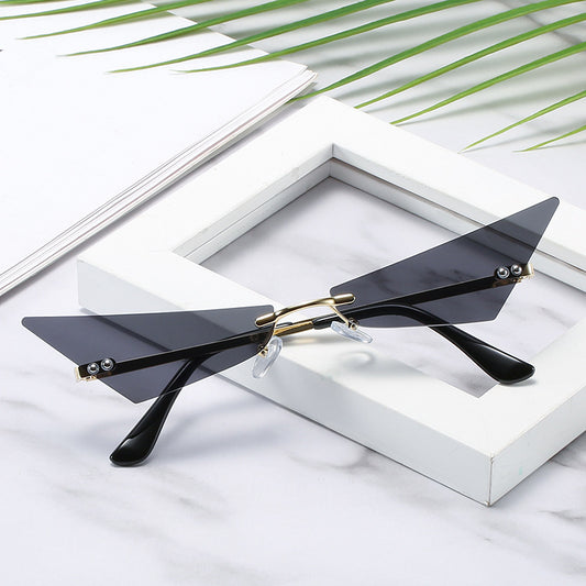 Trendy Men And Women Sun Glasses Retro Triangle European And American Cat Eye Disco Instafamous Sunglasses