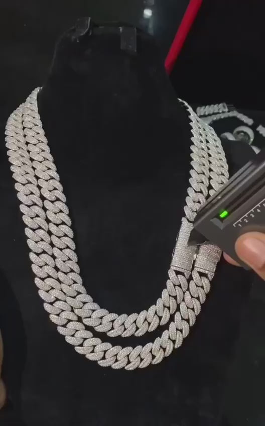 Bugatti Neck Chain